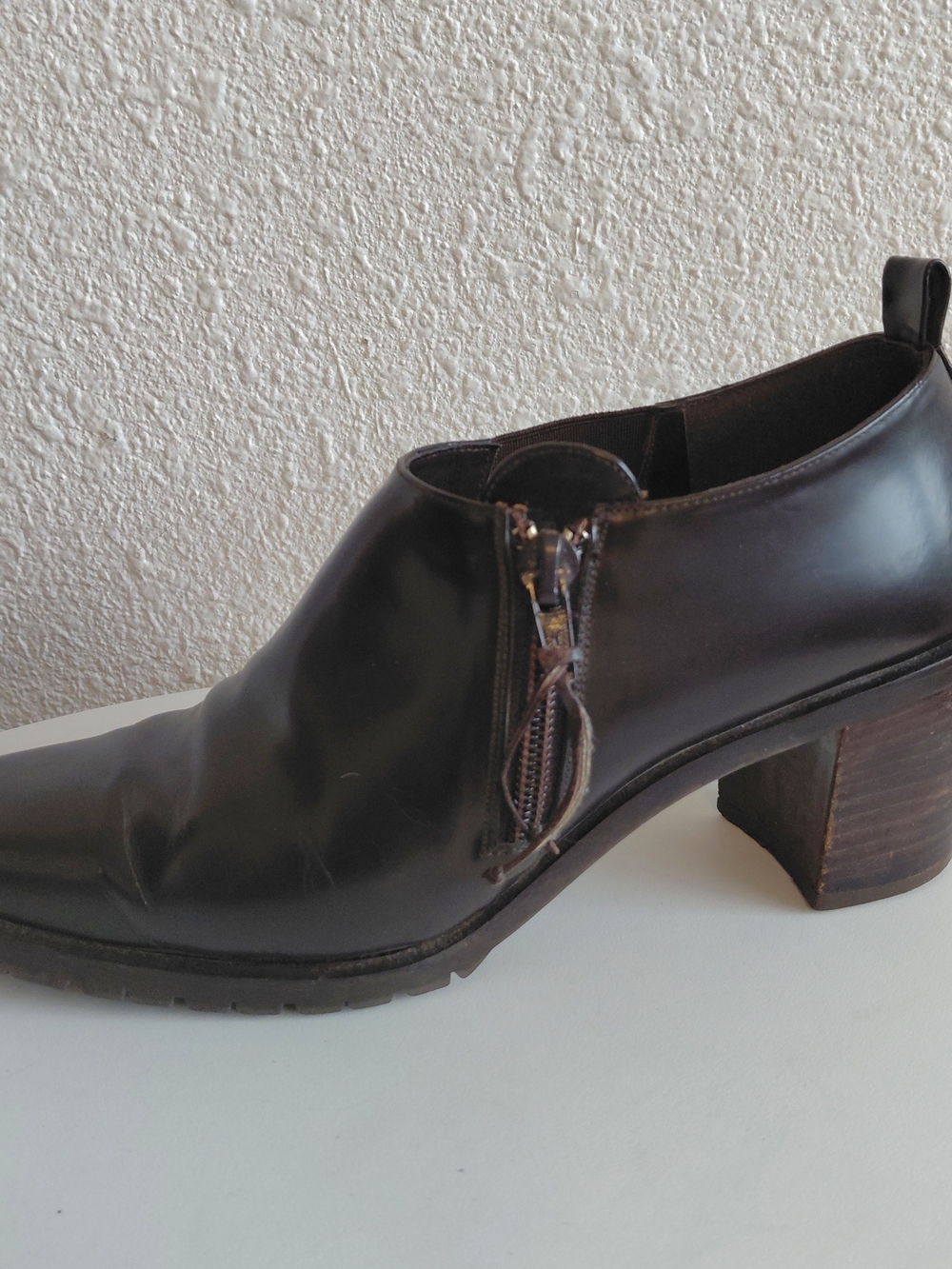 Donald J Pliner Womens Heeled Brown Leather Booties Shoes